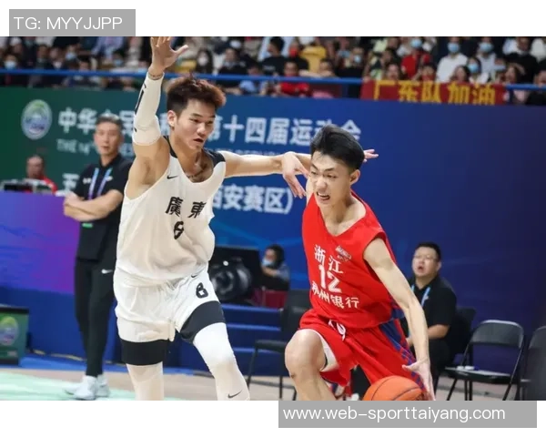 全能锋线沃特森状态火热近6场场均245分73板展现全面实力 全能锋线沃特森状态火热近6场场均245分73板展现全面实力